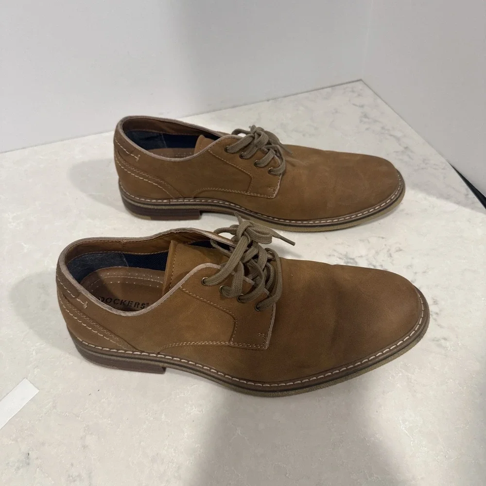 Docker's Men's Shoes, Tan, Size 9.5 Excellent Condition